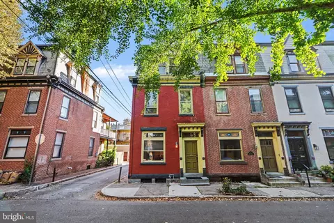 1513 Penn St, Harrisburg, PA 17102