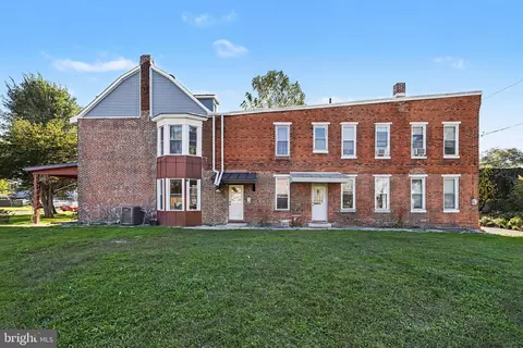 1532 Regina St, Harrisburg, PA 17103