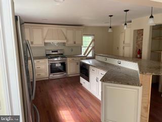 2610 Larkin, Boothwyn, PA 19061 photo 3