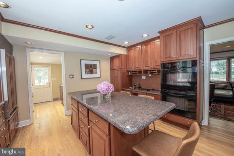708 Woodcrest Cir, Wayne, PA 19087 photo 10