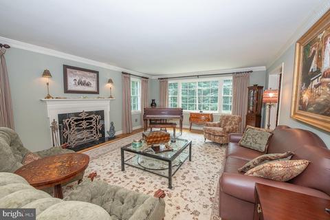 708 Woodcrest Cir, Wayne, PA 19087 photo 5