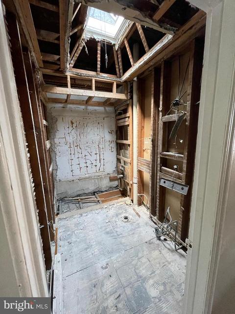 7059 Clover Ln, Darby, PA 19082 photo 6