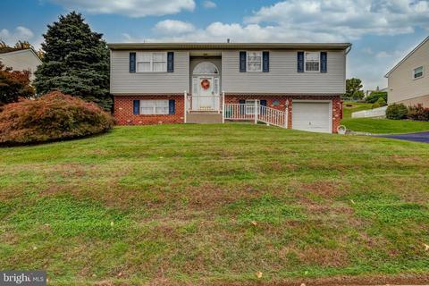 2614 Larkin Rd, Upper Chichester, PA 19061 photo 1