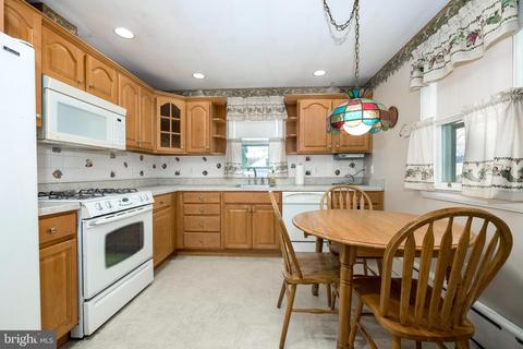 375 Morris Rd, Wayne, PA 19087 photo 3