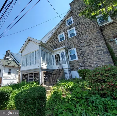 51 Richfield Rd, Upper Darby, PA 19082