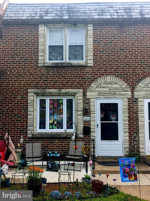 202 Tribet Pl, Darby, PA 19023