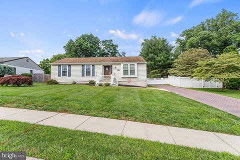 1964 Stirrup Ct, Upper Chichester, PA 19061 photo 1