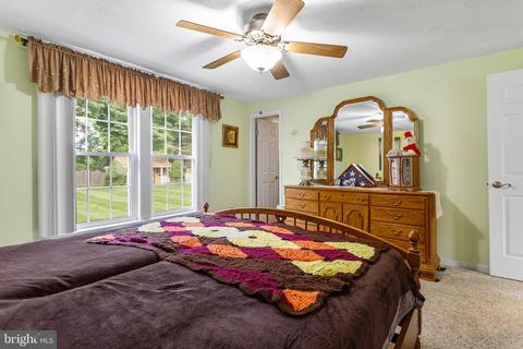 1964 Stirrup Ct, Upper Chichester, PA 19061 photo 16