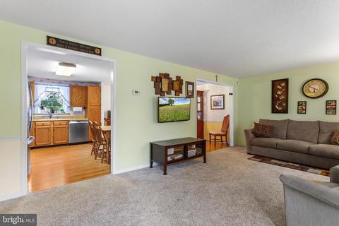 1964 Stirrup Ct, Upper Chichester, PA 19061 photo 10
