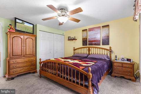 1964 Stirrup Ct, Upper Chichester, PA 19061 photo 17