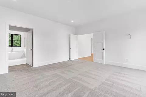 15 Winding Way, Glen Mills, PA 19342 photo 33