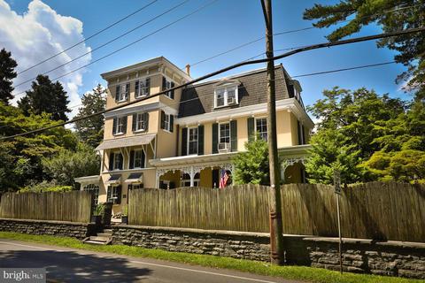 41 S Providence Rd, Wallingford, PA 19086