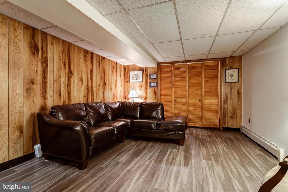  2452 Eldon Ave, Drexel Hill, PA 19026 photo 15