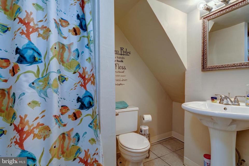  2452 Eldon Ave, Drexel Hill, PA 19026 photo 17