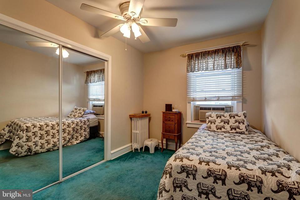  2452 Eldon Ave, Drexel Hill, PA 19026 photo 12
