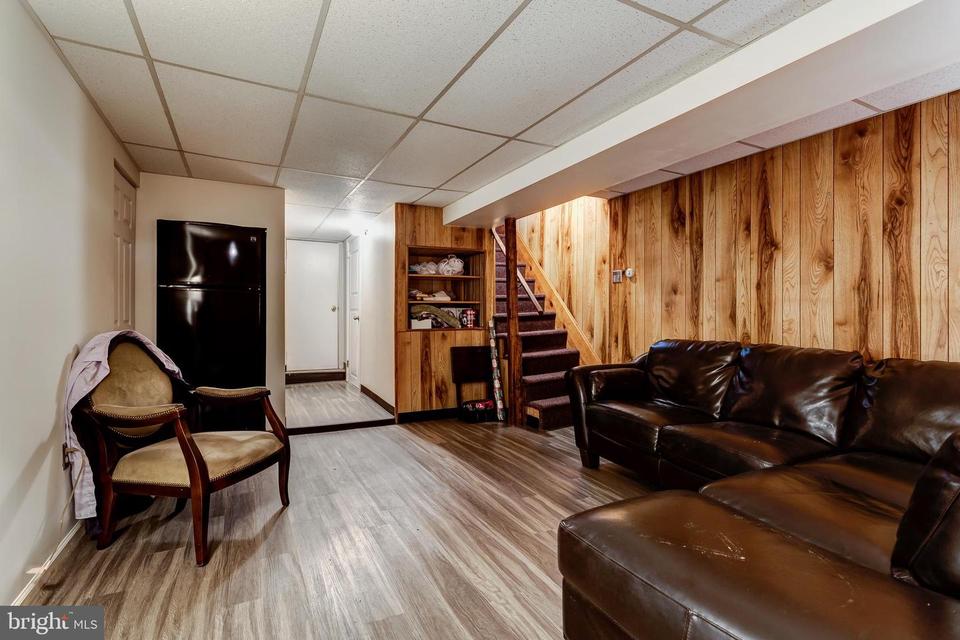  2452 Eldon Ave, Drexel Hill, PA 19026 photo 16
