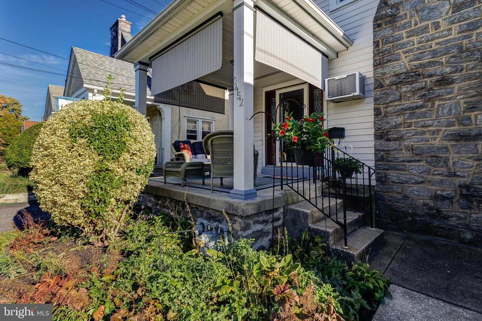  2452 Eldon Ave, Drexel Hill, PA 19026 photo 3