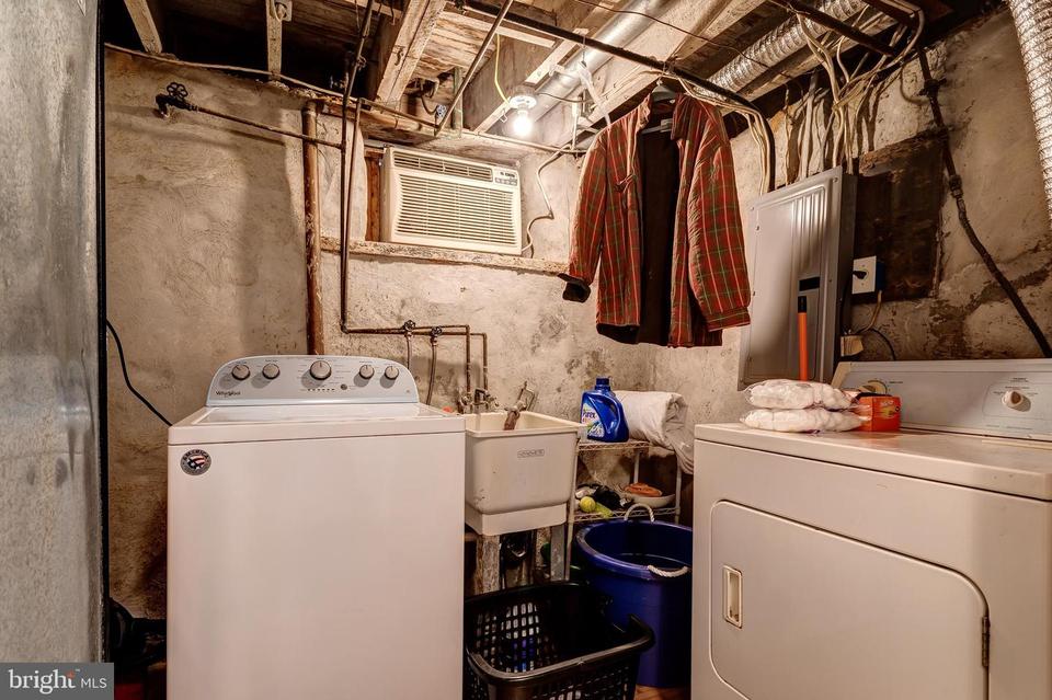  2452 Eldon Ave, Drexel Hill, PA 19026 photo 19