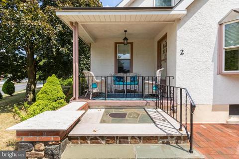 2 Clover Ln, Wayne, PA 19087 photo 2