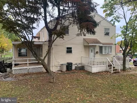 2114 W 10th St, Chester, PA 19013