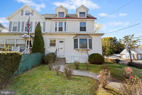 410 Clifton Ave, Darby, PA 19023