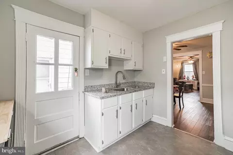 7253 Clinton Rd, Upper Darby, PA 19082 photo 14