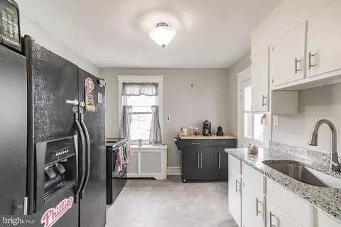 7253 Clinton Rd, Upper Darby, PA 19082 photo 12