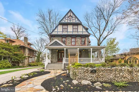 223 S Chester Rd, Swarthmore, PA 19081