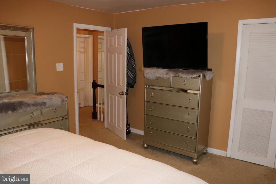  1103 Crestview Rd, Darby, PA 19023 photo 12