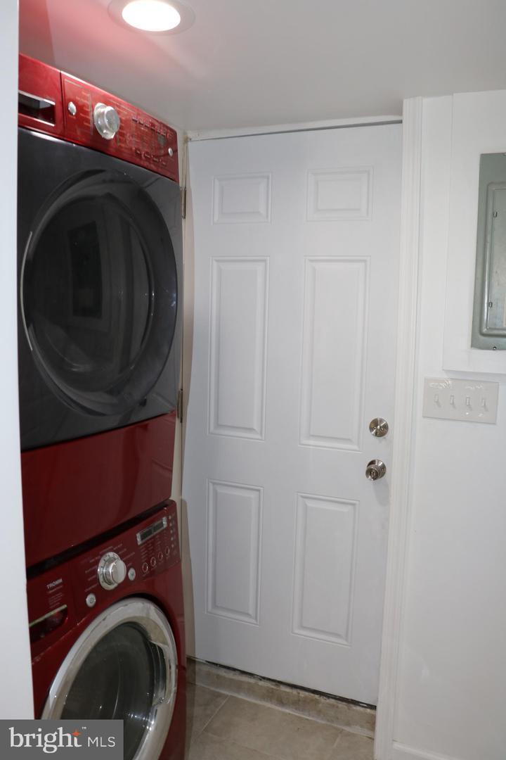  1103 Crestview Rd, Darby, PA 19023 photo 22
