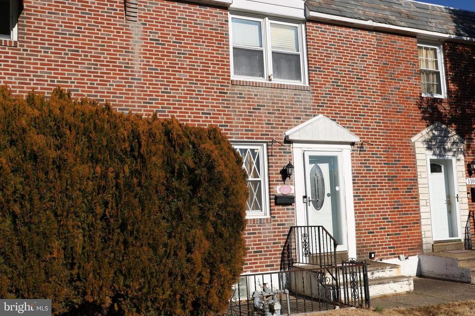  1103 Crestview Rd, Darby, PA 19023 photo 2