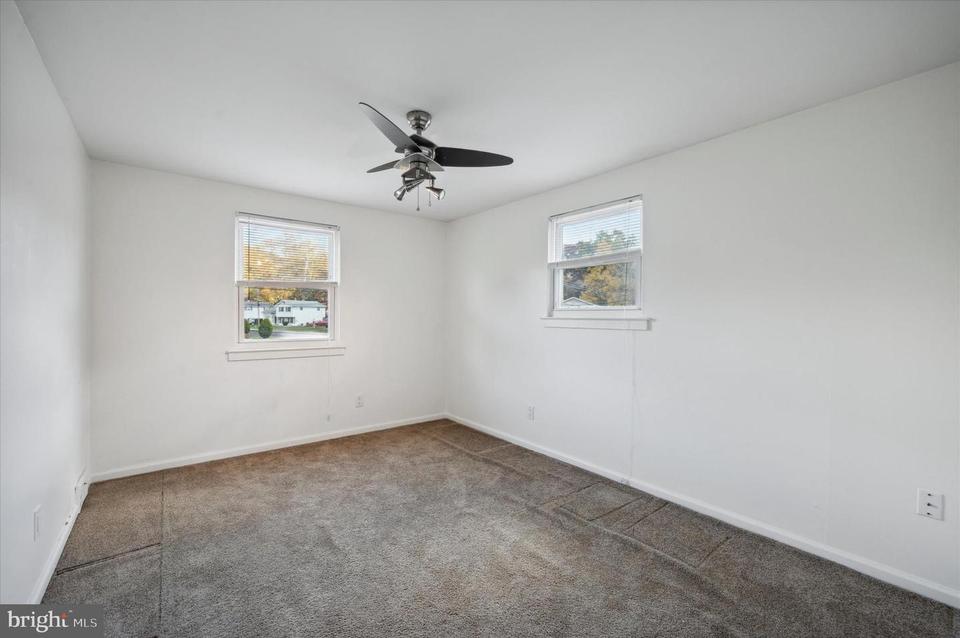  3076 Surrey Ln, Aston, PA 19014 photo 21