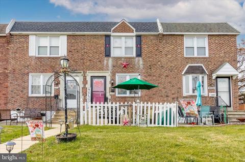 1050 Cedarwood Rd, Glenolden, PA 19036