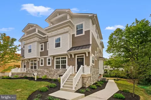 204 N Providence Rd, Media, PA 19063