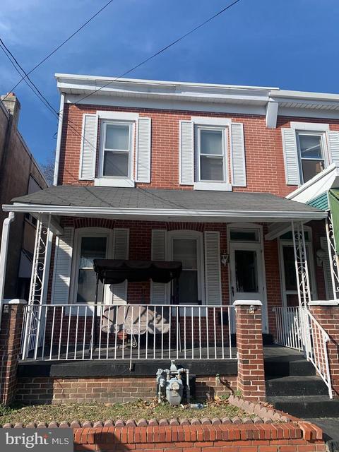 2706 W 4th St, Chester, PA 19013