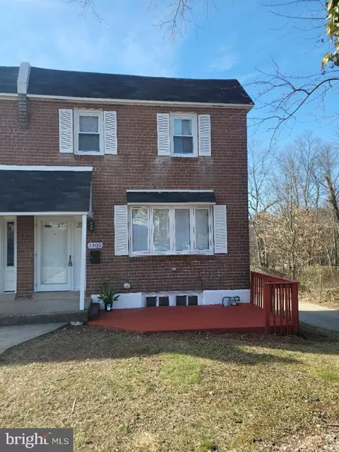 1300 Powell Rd, Brookhaven, PA 19015