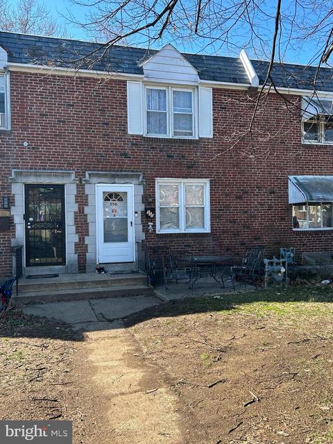 550 S 4th St, Darby, PA 19023
