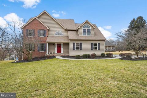 12 Tall Tree Cir, Broomall, PA 19008