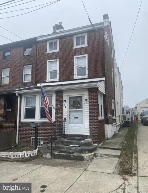 24 Edgemont Ave, Clifton Heights, PA 19018