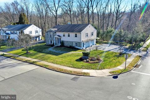 407 Doe Run Ln, Springfield, PA 19064