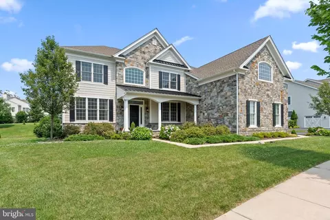 3905 Lewis Run Rd, Newtown Square, PA 19073