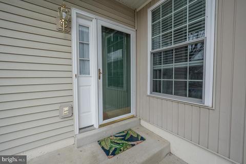 1484 Nicklaus Dr, Springfield, PA 19064 photo 2