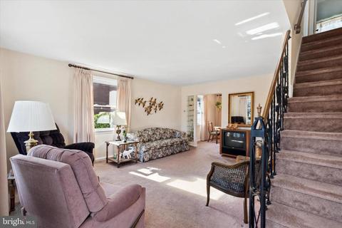 642 E Leamy Ave, Springfield, PA 19064 photo 3