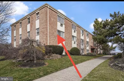 8125 W Chester Pike # B-2 WEST, Upper Darby, PA 19082