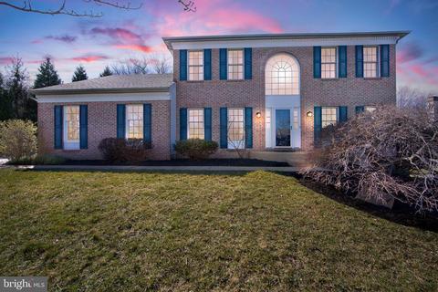 4 Dylan Ct, Glen Mills, PA 19342