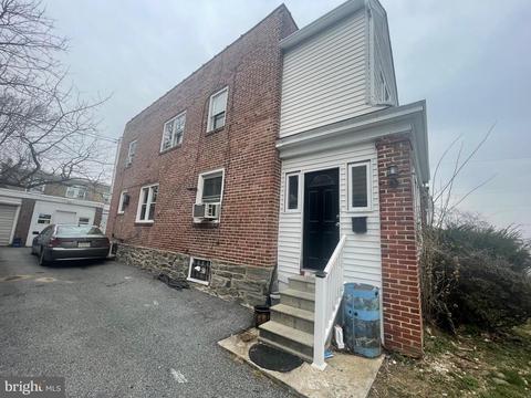 52 Worrell St, Chester, PA 19013