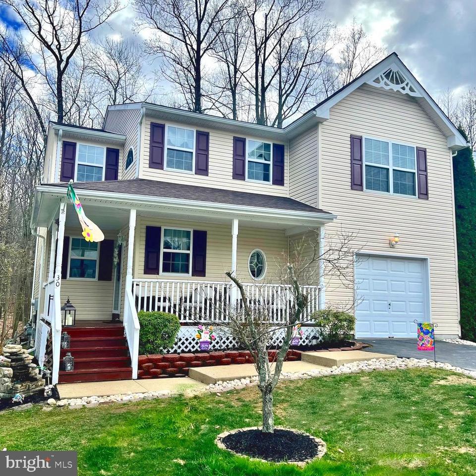 30 Victory Way, Marcus Hook, PA 19061 48 Photos Movoto