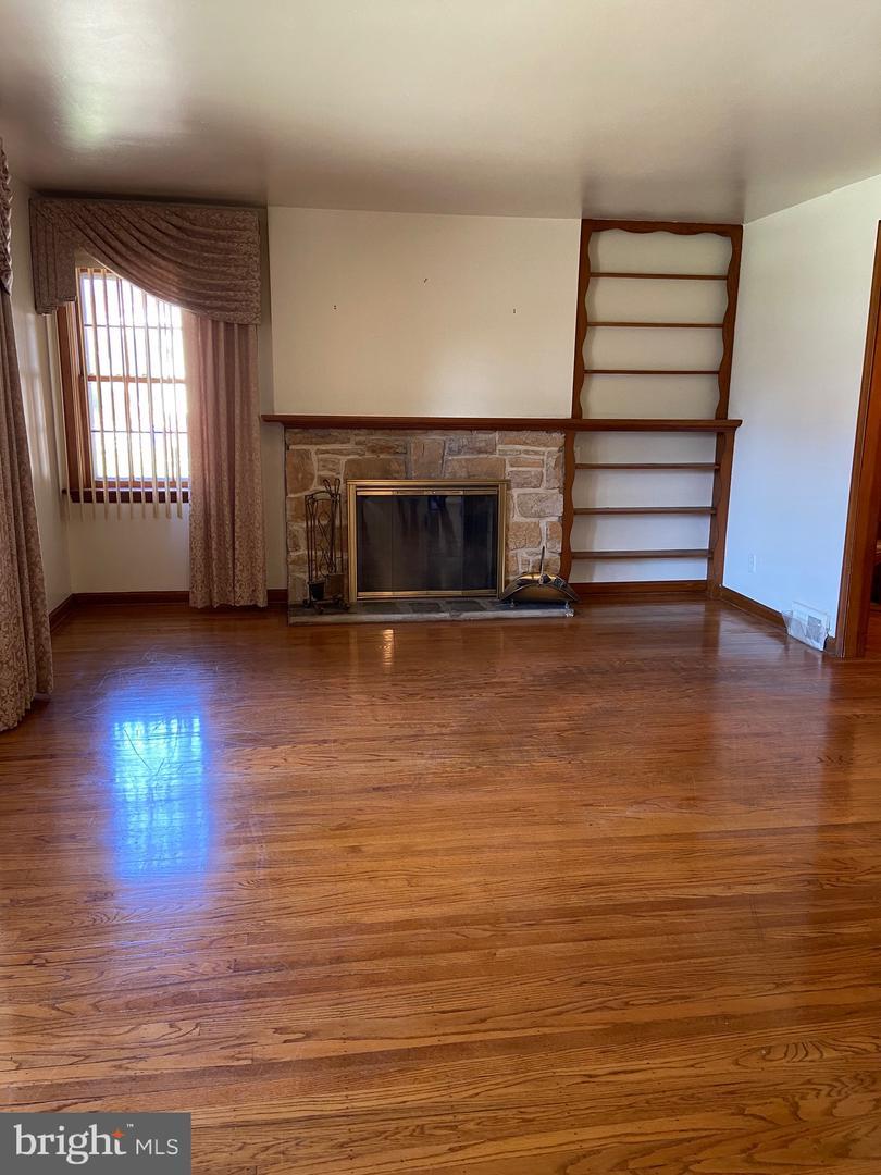  2737 Sunnybrook Ln, Ardmore, PA 19003 photo 8