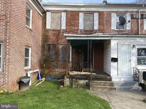 1135 Remington St, Chester, PA 19013