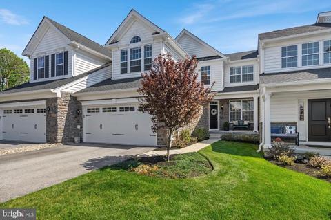 3702 Parris Blvd, Newtown Square, PA 19073
